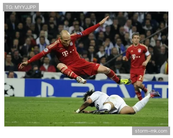 克鲁伊夫足球哲学如何重塑现代足球战术与思想引热议