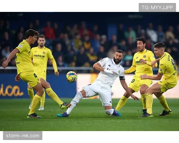 黄潜战术调整分析:新赛季竞争力增强,力争冲击榜首目标 黄潜战术调整分析:新赛季竞争力增强,力争冲击榜首目标