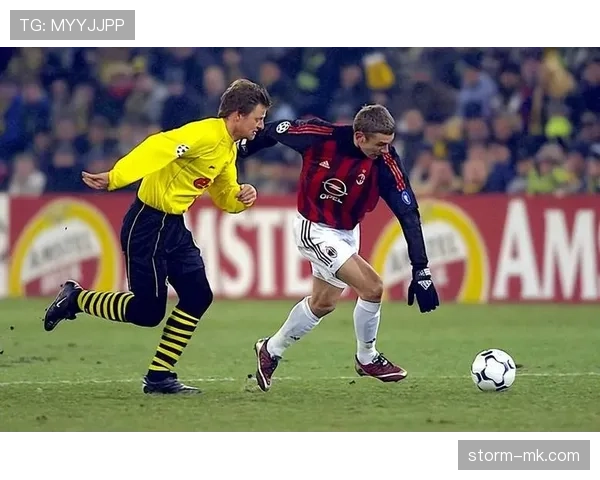 从推进到失控：多特蒙德中场连接的断裂问题